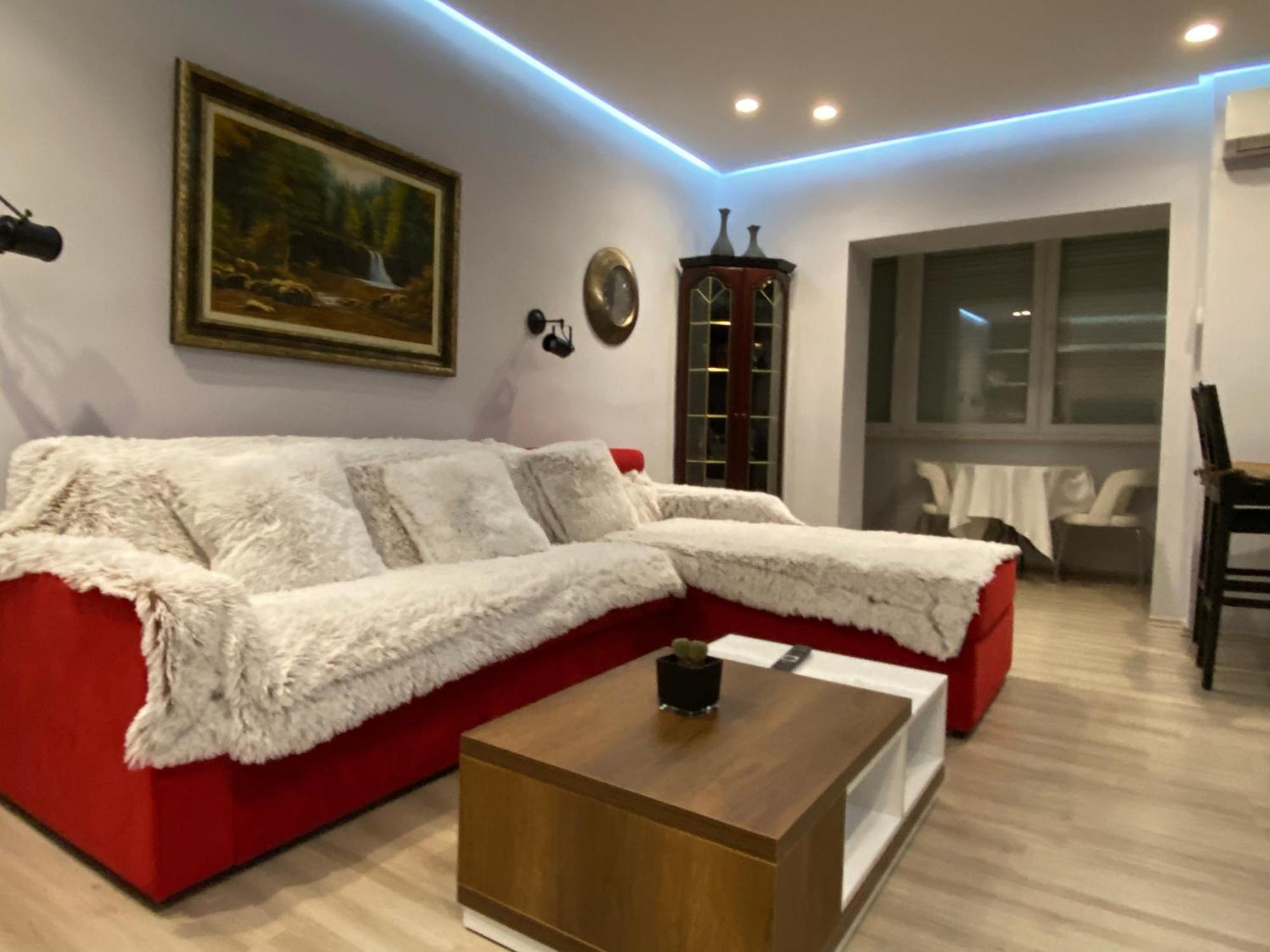 Your Home In Tiranë Ngoại thất bức ảnh